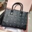 M.C.M SMALL MUNCHEN TOTE IN VISETOS พร้อมส่ง 3 สี กระเป๋าโท้ทไซส์เล็ก ขนาดกำลังสวย พกพาง่าย ใหม่ล่าสุด ที่ใช้สามารถใช้ได้ทั้งหนุ่มๆและสาวๆ รูปทรงคลาสสิค