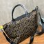 ของแท้ 💯% Longchamp LE PLIAGE LGP TOP HANDLE BAG M พบกับคอลเลคชั่นใหม่ล่าสุด มีดีไซน์ที่เรียบหรูและคลาสสิก แฝงด้วยลูกเล่นแบบเฟมินีน