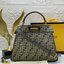 Fendi peekaboo 25cm เกรดออริจินอล กระเป๋าเฟนดิ คลาสสิกตามแบบฉบับแบรนด์ วัสดุคุณภาพอย่างดี เพิ่มความหรูหราและโดดเด่นด้วยการตกแต่งลวดลายโลโก้เด่นชัดทั้งใบ และด้วยขนาดที่กะทัดรัดและดีไซน์ที่เรียบหรูนี้ จึงสามารถนำไปแมทช์กับการแต่งตัวได้ง่าย ไม่ว่าจะเป็นสไตล์