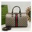 GUCCI GG Ophidia medium top handle bag กระเป๋าถือทรงหมอนสวยคลาสสิค ดีไซน์แถบคาดโดดเด่น สวย หรู หูจับในตัวใช้สะดวก เปิด-ปิดกระเป๋าด้วยซิป ภายในโล่งกว้าง