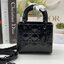 หนังแท้ DIOR LADY BAG 17cm ไซส์เล็กขนาดกำลังน่ารักเลยค่ะ งานออริหนังแท้ทั้งใบปั้มลายรุ่นใหม่ล่าสุด ความสง่างามอีกหนึ่งรุ่นของ Dior รูปทรงสีเหลียม ขนาดกระทัดรัด ตั้งอยู่ทรง ฐานกระเป๋าแข็งแรง มีหมุดรองฐาน ดีไซน์ที่มีเอกลักษณ์เฉพาะตัว ด้านหน้าตกแต่งด้วยตัวอั