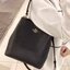 ถังใหญ่พร้อมส่งแล้วค่าา ห้ามพลาด❗️ COACH TOWN BUCKET BAG((91122)) 📣พร้อมส่ง ไซด์ที่สาวๆรอคอยค่ะ! ✔️กระเป๋าทรงถังใบใหญ่ สุดฮิตอีกรุ่นที่สาวๆต้องมีติดตัว ✔️หนังแท้ หนังจริงสวยมาก นิ่มมือดีด้วยนะคะ
