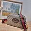 GUCCI NEO VINTAGE GG SUPREME MESSENGER BAG / GG neo vintage crossbody bag พร้อมส่ง กระเป๋าสะพายข้างตัวท็อปฮิต ทรงสวย ใช้งานง่าย โดดเด่นตรงสายสะพายสีสดใสเป็นเอกลักษณ์