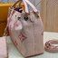 LV Bundle Bag / LV Bella Bucket Bag กระเป๋าสะพายทรงบัคเก็ตรุ่นใหม่ หนังแท้ Monogram Empreinte ตกแต่งอะไหล่สีทองหรูหราปั้มแบรนด์ รูปทรงกระเป๋าเพรียวบางใช้งานได้ตั้งแต่เช้าจรดค่ำแมตช์กับเสื้อผ้าได้ทุกชุด หูจับแบบคู่ใช้ถือก็ดู ล้ำสมัย