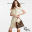 LV CARRYALL MINI BAG รุ่นลิมิเต็ดที่สาวๆตามหา มาในไซส์มินิ ขนาดโคตรน่ารักน่าใช้! กระเป๋าสะพายไหล่ทรงสวย ดีไซน์เรียบง่ายคลาสสิค หรู ดูผู้ดี รูปทรงใช้งานง่าย มาพร้อมใบลูก