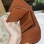 พรีเมี่ยมกิ๊ฟแท้ 100% 】CELINE SHORT WALLET VIP GIFT WITH PURCHASE (GWP) พรีเมี่ยมกิ๊ฟ Limited จาก CELINE HAUTE PARFUME DUTYFREE COUNTER วัสดุ Triomphe Canvas หนังสวยอยู่ทรงปั้มโลโก้ด้านหน้าเปิดปิดฝาพับกระดุม