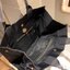 ของแท้ 💯% TORY BURCH ELLA TOTE BAG กระเป๋าทรง SHOPPING วัสดุ NYLON ทั้งใบตัดด้วยหนัง SAFFIANO ดำ แต่งโลโก้แบรนด์ด้านหน้า ด้านในเปิดปิดด้วยกระดุมแม่เหล็ก