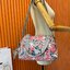 Kipling Damen Orelie Henkeltasche รุ่น K15257 กระเป๋าถือ/สะพาย Crossbody ขนาดกำลังดี หูกระเป๋ายาวสามารถคล้องบ่าได้ วัสดุpolymode100% ผ้ากันน้ำ กระเป๋ามีน้ำหนักเบา มีช่องซิป ด้านหน้า และ ด้านหลัง ภายในแบ่งเป็น 3 ช่องหลักใช้งาน ช่องซิปกลางแยกเป็นสัดส่วน จุข