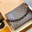 LV Toiletry 26 with strap / LV Toiletry Pouch 26 in Monogram Reverse Canvas with Wide Shoulder Strap Replica ต๊าซมากแม่ ลุคนี้ความเท่ ความปังได้หมด มาใหม่ลายโมโนแกรม งานซิปมา2 สาย งานสวยเป๊ะมาก ได้หญิงสะพายได้ ผู้ชายสะพายดี ใครหาอยู่ห้ามพลาดน้า งานอะไหล่ป
