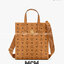 M.C.M Klassik Tote in Visetos พร้อมส่งที่ไทย กระเป๋าโท้ท ดีไซน์คลาสสิค ใช้ได้ในทุกโอกาส สะพายไปเรียน ไปทำงาน เหมาะทุกลุค มาพร้อมสายสะพายข้าง ไม่ใช้ก็ถอดออกถือช้อปปิ้งเก๋ๆได้ ด้านหน้ามีห่วงสำหรับห้อยพวงกุญแจสวยๆได้ วัสดุหนังแคนวาสคุณภาพดี ปากกระเป๋าม