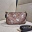 OUTLET 】COACH F36674 TOP HANDLE POUCH IN SIGNATURE WITH SNOOPY PRINT คอลเลคชั่นใหม่ ในสไตล์พอช มาให้ช้อปก่อนใครในไทยจ้า น่ารักน่าใช้ไปอีกกับกระเป๋าสะพายทรงฮิตตลอดกาล ด้วยดีไซน์ที่ออกมาให้ใช้งานได้ง่าย ขนาดกำลังเหมาะ วัสดุแคนวาสทนทาน ดีไปหมดขนาดนี้!! คุณลู