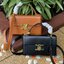Celine Triomphe shoulder handbag Bag / Celine box triomphe in Natural Calfskin Tan กระเป๋าสะพายเรียบหรูและดูทันสมัยใบนี้ออกมา ให้คุณเลือกสะพายในชีวิตประจำวันเข้ากับการแต่งตัวสบาย ๆ หรือถอดสายถืงออกงานปาร์ตี้สังสรรค์ ก็ช่วยให้คุณดูโดดเด่นได้เช่นกัน นอกจากน