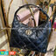 TORY BURCH WILLA MINI HOBO พร้อมส่งที่ไทย น้องน่ารัก กระทัดรัด น่าใช้มากๆเลยค่าา! กระเป๋หิ้วหรือสะพายข้างได้ ทรสวย หนังแท้อย่างดี หนังนิ่มลายนวม สวยมากๆค่ะ เปิดปิดกระเป๋าแบบซิป ภายในโล่งสามารถใส่กระเป๋าเงินใบยาวได้;ของจำเป็นอื่นๆได้พอประมานเลยนะคะ พร้อมช่