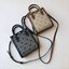 Tory burch t monogram jacquard mini tote ลวดลายT monogram ด้วยโลโก้สุดไอคอนนิคของแบรนด์ โดดเด่นด้วยกราฟฟิคและดีไซน์ ออกมาในหลายรูปแบบหลายคอลเลคชั่น แต่ละคอลเลคชั่นสวยหรูไม่แพ้กัน ทรงมินิโท้ท ขนาดกำลังดี ใช้งานง่าย ก็เป็นอีกหนึ่งรุ่นที่ทันยุคทันสมัยที่สาวๆ