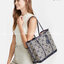 OUTLET 】TORY BURCH FACTORY MONOGRAM JACQUARD LARGE TOTE BAG (L) กระเป๋าถือหรือสะพายดีไซน์ยอดนิยมจาก TORY BURCH FACTORY OUTLET วัสดุ Woven Jacquard & Leather ทอลาย Jacquard Singnature แบรนด์รอบใบปราณีตสวยอยู่ทรงเป็นเอกลักษณ์ ใบใหญ่กำลังดี กว้างและจุได้เยอะ