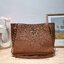 TORY BURCH BRITTEN SMALL SLOUCHY TOTE / TORY TOTE BAG / TORY BAG กระเป๋าสะพายตัวแม่ รุ่น top ที่สวยดูแพง ใช้งานสะดวกมาก ดีไซน์ออกมาได้เรียบหรู ผู้ดี