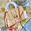 TORY BURCH KIRA QUILTED SMALL BAG พร้อมส่งที่ไทย ไม่ผิดหวังแน่นอนค่ะ! กระเป๋าหิ้วหรือสะพายข้างได้ วัสดุหนังแกะแท้ทั้งใบ ((หนังแกะจะมีคุณภาพดีเงานิ่มและแพงกว่าหนังวัวจ้า)) หนังนิ่มสวยงามมากๆค่ะ เปิดปิดกระเป๋าแบบหมุนล็อคแบบโลโก้แบรนด์ ใช้อะไหล่คลาสสิคดูหรูเ