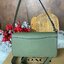 COACH TABBY SHOULDER BAG 26 ((73995)) พัฒนามากจากกระเป๋า Coach รุ่นดังยุค 1970 ทำจากผ้า Canvas เคลือบลายซิกเนเจอร์ หนังลายกรวดและหนังกลับ ด้วยวัสดุคลาสสิค มากับสายที่ถอดได้ถึง 2 สาย ไม่ว่าจะเป็นสายหิ้วหรือสายสะพาย หนังลายกรวดและหนังลูกวัวแบบเนื้อละเอียด แ