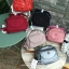 Kipling nylon shoulder bag รุ่น ( K15313 ) >>พร้อมส่งค่ะกระเป๋าสะพายข้างรุ่นใหม่ล่าสุด วัสดุไนล่อน กันน้ำ บุด้วยนวมที่ฐานกระเป๋าเพิ่มความนุ่ม >>รูปทรงสวย ขนาดกระทัดรัด มีช่องกระเป๋าด้านหน้าใส่ของจุกจิกหนึ่งช่อง >>มีช่องซิปหลักนะค่ะ ด้านใ