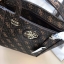 GUESS MINI CROSS BODY BAG กระเป๋าถือหรือสะพายรุ่นฮิตจาก GUESS FACTORY วัสดุ Saffiano PVC คุณภาพดี นิ่ม น้ำหนักเบา ด้านหน้าประดับด้วยโลโก้แบรนด์สุดหรู เปิดปิดกระเป๋าด้วยซิปสะดวกใช้ ด้านในโล่งกว้าง ซับในลายแบรนด์ สายสะพายยาวปรับได้ฟรีไซร์ ยาวสุด57cm. หูหิ้ว