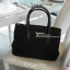 Prada Nylon handbag กระเป๋าถือสะพาย #ทรงยอดฮิต มาแล้วค้า จากงานพรีเมี่ยมกิ้ฟใหม่ บอกเลยว่า ใบนี้ Nylon สลับหนัง สวยคุ้มสุดๆคะ ด้านหน้าประดับด้วยโลโก้แบรนด์สวยหรู ด้านในมีช่องซิปแบ่งอีกหลายช่อง มาพร้อมป้ายหนังแท็กห้อยประบดับเก๋ๆ ด้านข้างมีกระดุมปรับทรงได้ด