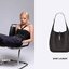 YSL Le 5 a soft hobo bag / YSL Tote 2022 มาใหม่มากก พร้อมส่งที่นี่ที่เดียวเลยค่า กระเป๋าที่สาวๆ ตามหากันหนักจริงๆ ตามรอยคุมโรเซ่ไปเลยค่าา งานเกรดออริจินอล หนังซอร์ฟสวย ภาพสินค้าถ่ายจากงานขายจริง ใช้งานต่างประเทศได้