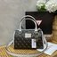 Guess Handbag with Small Shoulder Strap Tyren SG796605 New collection!! Guess ทรงหมอน ขนาดเล็ก ลายซิกเนเจอร์แบรนด์ ทรงหมอนยอดฮิต มีให้เลือก 5 สี สีสวยคลาสสิก เข้ากับง่ายกับทุกชุด ปิด/เปิด ด้วยซิป ภายในโล่งกว้าง แยกเป็นสัดส่วนใช้งาน ซับในตราแบรนด์ ใส่กระเป