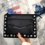 ใหม่ล่าสุด !!KEEP Pinty Clutch bag with strap 🌈🌈กระเป๋าสะพาย ปรับ เป็น คลัช ได้ ถือ สะพาย LOOK chic & cool มากคะ งานหนัง สวย รับประกันเลย ปรับเก็บสายถือเป็น clutch bag ได้คะ ขนาดกะทัดรัด พร้อมช่อง ใส่ของ 2 ด้าน มีซิปปิดปากกระเป๋าอย่างดี ใส