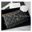 CHANEL WALLET ONCHAIN งานหนังแท้สวยหรู ใช้ ตทป ได้ กระดุมแม่เหล็ก ตามฉบับ HOLO ปีใหม่ ตามภาพที่ถ่ายเลย ตรงกับการ์ด รุ่นที่สาวๆ ทุกคนต้องมี เห็นเล็กๆ แบบนี้แต่ใส่ของได้เยอะมาก สามารถไช้แทนกระเป๋าคลัชถือได้ด้วย ครบจบในใบเดียวเลยค่ะ ภาพงานจริง ไม่ผิดหวังค่ะ