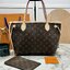 TOP ORI หนังแท้ | LV Neverfull PM bag Monogram Canvas กระเป๋าสะพายทรงโท้ท PM ดีไซน์คลาสสิกเหนือกาลเวลาเข้ากับดีเทลที่สืบทอดมายาวนาน Monogram แคนวาสแต่งขอบหนัง ดีไซน์พื้นที่ด้านในกว้างทว่าดูเพรียวบาง