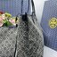 ORI หนังแท้ | Tory Burch T Monogram zip tote bag กระเป๋าทรงโท้ทใบใหญ่ทรงกว้างพร้อมใบเล็กเข้าเซ็ท งานผ้าแจ็คการ์ดตัดขอบหนัง เดอะเบสท์ เซลเลอร์!! ที่สุดของไอเท็มยอดฮิตติดอันดับ ขายดี ขายได้ตลอด ลายโมโนแกรมสุดคลาสสิค สาวๆว่าต้องมีติดบ้านจริงๆน้า