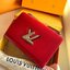 VIP 】หนังแท้ LOUIS VUITTON Epi Twist Shoulder Bag MM 4 สี พร้อมส่งที่ไทย