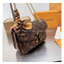 LV Passy Bag Monogram Canvas กระเป๋าสะพายทรงแพซซี่สุดคลาสสิค Rare item น้องดีไซน์ออกมาน่าใช้มากๆ ภายในเป็นช่องโล่ง พร้อมช่องซิป สะดวกใช้งาน -- [รับตัวแทนกระเป๋า]