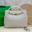 BOTTEGA Small Andiamo Top handle bag 28cm / BOTTEGA Tote Bag กระเป๋าสะพายดีไซส์สาน วัสดุเดนิมคอตตอนรุ่นใหม่ สวยงามเป็นเอกลักษณ์ เกรดออริ 1:1 ใช้งานต่างประเทศได้