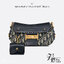 ORI หนังแท้ | DIOR Small Streetchic Bag Blue Dior Oblique Jacquard and Smooth Calfskin กระเป๋าสะพายนิยามใหม่ของดีไซน์อันเป็นเอกลักษณ์ ฝาพับแบบแม่เหล็กสีทองโบราณสลักลาย Christian Dior Paris และห่วง D-ring ทันสมัย