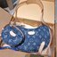 LV croissant denim bag กระเป๋าทรงครัวซองต์ ใหม่ล่าสุด สวยชิค ฉ่ำก่อนใคร ด้วยดีไซน์สุดเก๋แบบทำถึง เพิ่มดีเทลน่าใช้ด้วยใบลูก ที่แยกออกมาใช้ได้