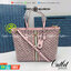 TORY BURCH TOTE BAG กระเป๋าสะพายไหล่ทรงชอปปิ้ง รุ่นขายดีอันดับ1 ของแบรนด์นี้นะคะ ทรงคลาสสิค ฮิตตลอดกาล ทรงสวยขนาดกำลังดี ตัวกระเป๋า วัสดุหนัง Pu ด้านหน้าติดโลโก้แบรนด์ /ประดับด้วยพวงกุญแจหนัง ตัดแถบแนวเส้นตรงวัสดุผ้าแคนวาส เปิดปิดด้วยซิปรูด ภายในช่องหลัก 