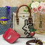 TORY BURCH PIXELATED RABBIT MINI BAG TOTE 🐇 อดใจยังไงไหว น่ารักขนาดนี้ 🥕🥕 กระเป๋าทรงโท้ท ด้านหน้าเป็นรูปกระต่ายอันเป็นสัญลักษณ์ของปีนี้ น่ารักมากๆค่ะ 🥕พร้อมพวงหนังแครอทมาให้อีกหนึ่งพวง