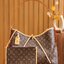 LV CARRYALL Monogram Canvas / LV Shopping Bag รุ่นใหม่ล่าสุด กระเป๋าสะพายทรงหรูหรามีสไตล์ สวยปังมั้ยไหว ใบจริงสวยมากกกก ได้สวยก่อนใคร วัสดุหนังแคนวาสเคลือบลาย สวย คลาสสิค ภายในเป็นช่องโล่ง จุของได้เยอะ สาวๆใช้ใบนี้ สะพายไปไหนก็เข้ากัน ถ่ายรูปสวยๆ ชิคๆ โดด