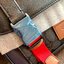 ไม่มีถือว่าพลาดมากๆ สำหรับรุ่นนี้ ใหม่เอี๋ยมเลยค่าา😘 COACH TRACK CROSSBODY IN COLORBLOCK ((4141//4021)) พร้อมส่งที่ไทย ใหม่ล่าสุดค่ะ! กระเป๋าสะพายครอสบอดี้ร์หรือสะพายข้าง หนังแท้ชั้นดีที่สุด หนังนิ่มสวยมากๆค่ะ ด้านหน้าเย็บป้ายหนังโลโก้แบรนด์ เปิดป