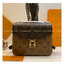 LV Pochette Metis Backpack / lvmetis กระเป๋าสะพายทรงใหม่สะพายหลังได้ ยกระดับให้ตัวเอง กับไอเท็มใหม่ล่าสุดเลิศปัง ที่สาวๆตามหา คลาสสิค