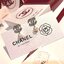 พรีเมี่ยมกิ๊ฟแท้ 100% 】CHANEL DOUBLE EARRING VIP GIFT WITH PURCHASE ORIGINAL PACKAGE (GWP) ชุดกิ๊ฟเซทของกำนัลสุดเลอค่าจากการแลกคะแนนสะสมสำหรับลูกค้า VIP CHANEL PARFUMS ไอเท็มหายากชวนสะสมมาเป็นชุดให้ถึง2แบบ2สไตล์สลับใช้ ดีไซน์สวยหรูเลอค่าสุดคลาสสิค