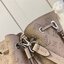 VIP ORI หนังแท้ | เกรดดีสุด LV Bella Tote Bag กระเป๋าทรงโท้ทผสานดีไซน์ทรงบัคเก็ตสุดคลาสสิก ฉลุลายโลโก้แต่งดีเทลจับจีบอย่างพิถีพิถัน หนังแท้สัมผัสนุ่มโทนสีเทาเรียบหรูสง่างาม