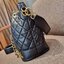 Chanel limited font leather bag / Chanel Bucket Bag กระเป๋าสะพายรุ่นลิมิเต็ด พรีเมี่ยมกิ๊ฟจากแบรนด์ รุ่นนี้การันตีหนังนิ่มมากกก!! โดดเด่นด้วย font โลโก้ และสายโซ่สลับหนังพร้อมตัวกดล็อคสีทองหรู สำหรับเปิด-ปิดปากกระเป๋า กดและปล่อยเพื่อล็อคได้ในตัว ภายในโล่ง