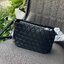 BAO BAO ISSEY MIYAKE Crystal Shoulder Bag งานดีไซน์ที่ดูเรียบง่ายทั้งรูปแบบการใช้งาน มีช่องเปิดปิดแบบซิปเพื่อให้คุณพกพาของมีค่าได้อย่างสบายใจป้องกันสิ่งของตกหล่น
