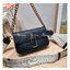 MARC JACOBS THE J MARC SHOULDER BAG คอลเลคชั่นใหม่ล่าสุด สวยฟาดกว่าใคร ใบไหนๆก็ต้องหลีก กับกระเป๋าสะพายไหล่สุดหรู รูปทรงใช้งานง่าย ดีไซน์เรียบ แต่แฝงไปด้วยความผู้ดี ดูแพง