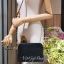 Chanel Shoulder Bag With Chain VIP Gift With Purchase (GWP) พรีเมี่ยมกิ้ฟ Chanel Perfume Counter วัสดุหนังคาเวียร์สวยหรูอยู่ทรง เปิดปิดด้วยซิปสะดวกใช้หัวซิปแบรนด์ ห้อยอะไหล่โลโก้ทองเพิ่มดีเทลเก๋ ภายในมีโลโก้และช่องซิป ใส่กระเป๋าสตางค์ มือถือ iphone ได้ มา