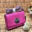 Kate Spade New York Crossbody Bag กระเป๋าสะพาย crossbody size mini กำลังน่ารัก วัสดุหนังลาย saffiano น้ำหนักเบา ด้านหน้ามี logo brand เปิดเปิดกระเป๋าแบบหมุนล็อค ภายในโล่งใส่มือถือได้ทุกรุ่น ใส่กระเป๋าสตางค์ใบสั้น, มือถือได้ทุกรุ่น ภายในมี 1 ช่องเล็ก ใส่มื