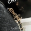 Chanel Shoulder Bag With Chain VIP Gift With Purchase (GWP) พรีเมี่ยมกิ้ฟ Chanel Perfume Counter วัสดุหนังคาเวียร์สวยหรูอยู่ทรง เปิดปิดด้วยซิปสะดวกใช้หัวซิปแบรนด์ ห้อยอะไหล่โลโก้ทองเพิ่มดีเทลเก๋ ภายในมีโลโก้และช่องซิป ใส่กระเป๋าสตางค์ มือถือ iphone ได้ มา