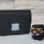 New Zara cross body with 2 straps กระเป๋าสายสะพายเก๋ช่วงนี้ต้องมานะคะ ใบนี้คุ้มสุดๆซื้อหนึ่งเหมือนได้สองใบค่ะ ตัวกระเป๋าขนาดกะทัดรัดสามารถใส่ iphone 7plus ได้ค่ะ สองสีอ่อนสดใส สีฟ้าและสีเหลือง มีสายมาให้ถึงสองสายคือสายธรรมดาสีเดียวกับตัวกระเป๋าค่ะ หากวันไ